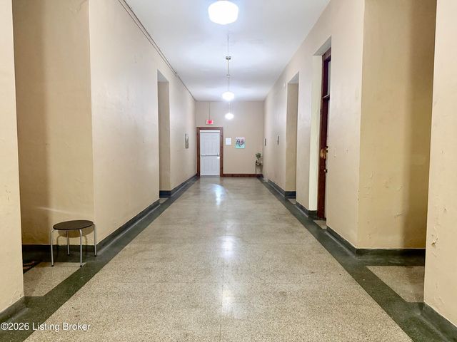 1516 Hepburn Ave 3, Louisville, KY 40204