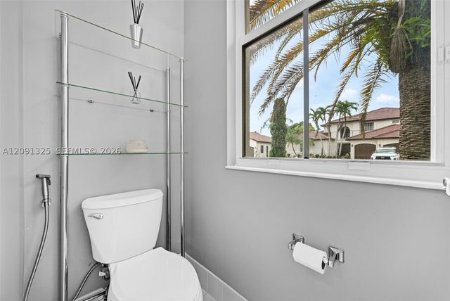 15976 SW 4th St, Pembroke Pines, FL 33027