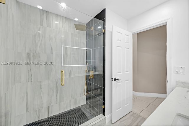 15976 SW 4th St, Pembroke Pines, FL 33027