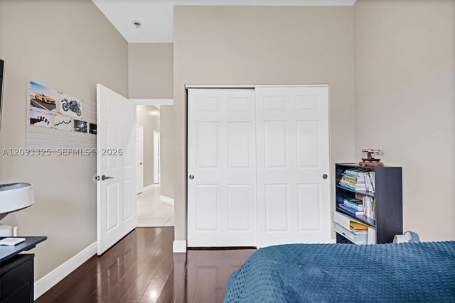 15976 SW 4th St, Pembroke Pines, FL 33027