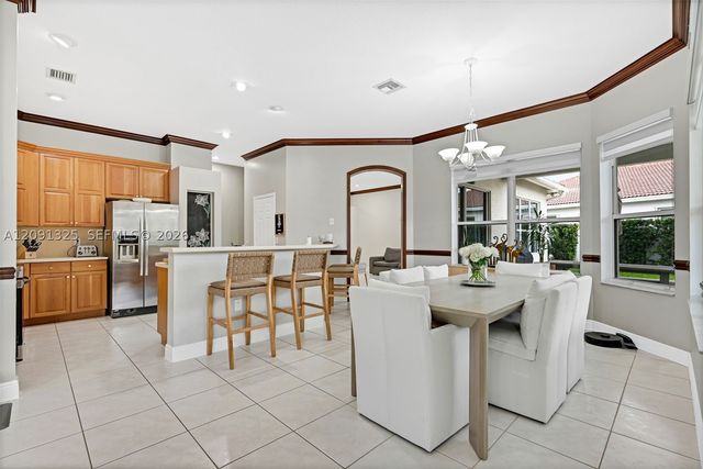 15976 SW 4th St, Pembroke Pines, FL 33027