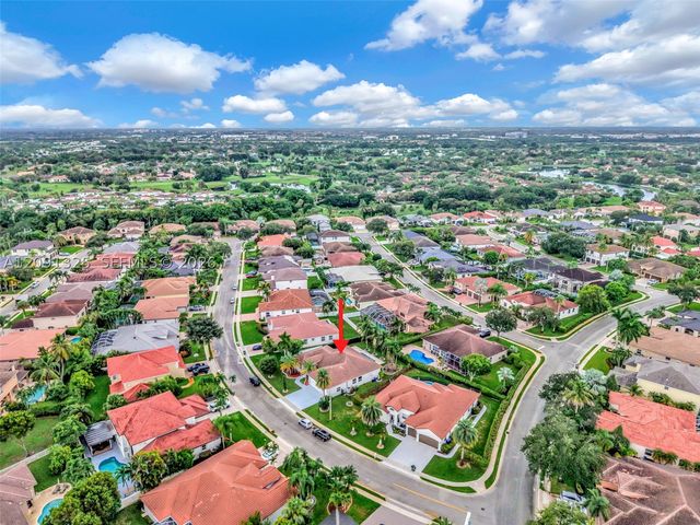15976 SW 4th St, Pembroke Pines, FL 33027