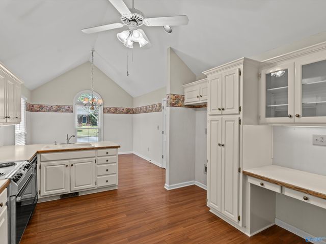 304 Bay Hill Way SW, Huntsville, AL 35824