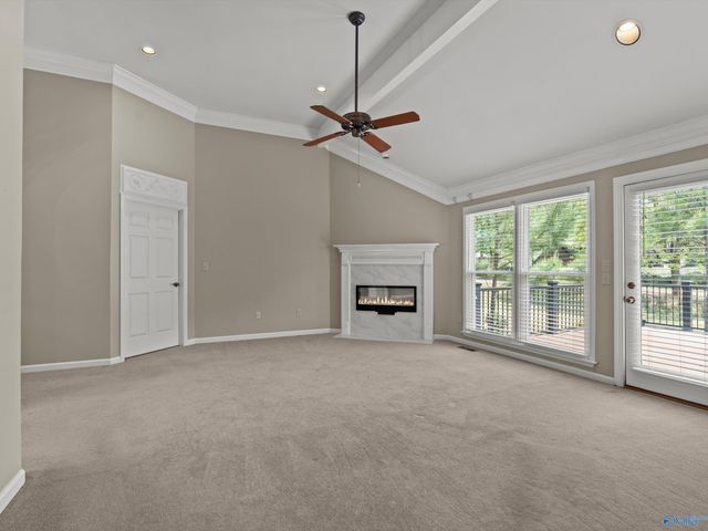 304 Bay Hill Way SW, Huntsville, AL 35824