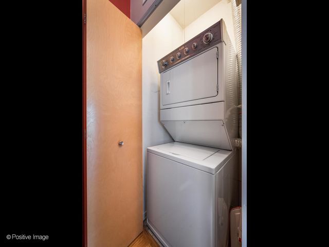 1808 S Michigan Avenue 38, Chicago, IL 60616