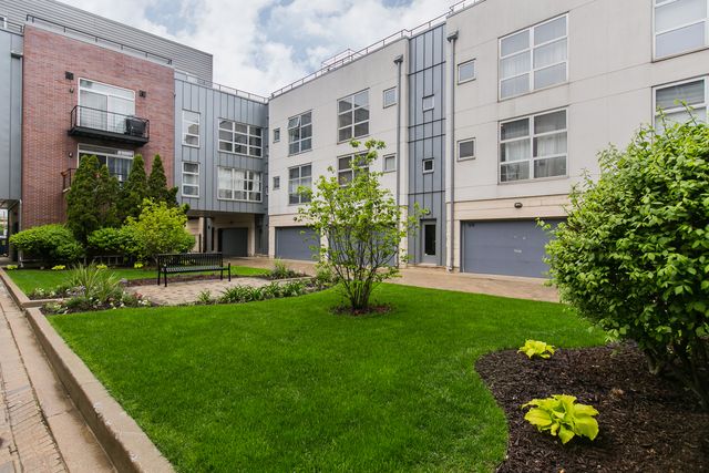 1808 S Michigan Avenue 38, Chicago, IL 60616