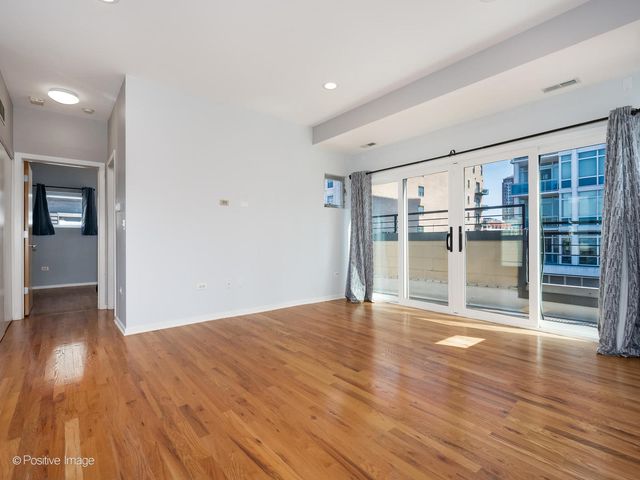 1808 S Michigan Avenue 38, Chicago, IL 60616