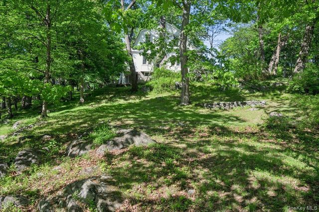27 Dorchester Avenue, Hastings-on-hudson, NY 10706