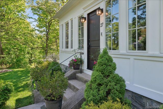 27 Dorchester Avenue, Hastings-on-hudson, NY 10706