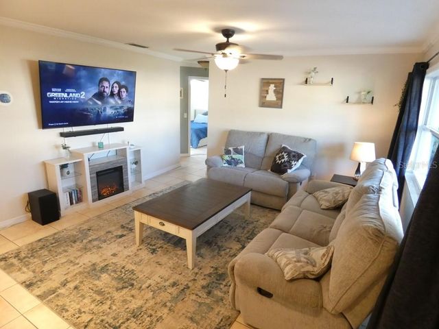 1751 EL TRINIDAD DRIVE E, Clearwater, FL 33759