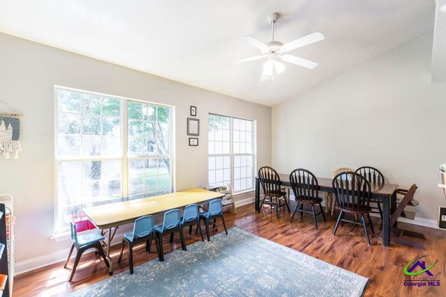 165 Crystal Ridge Cir, Byron, GA 31008