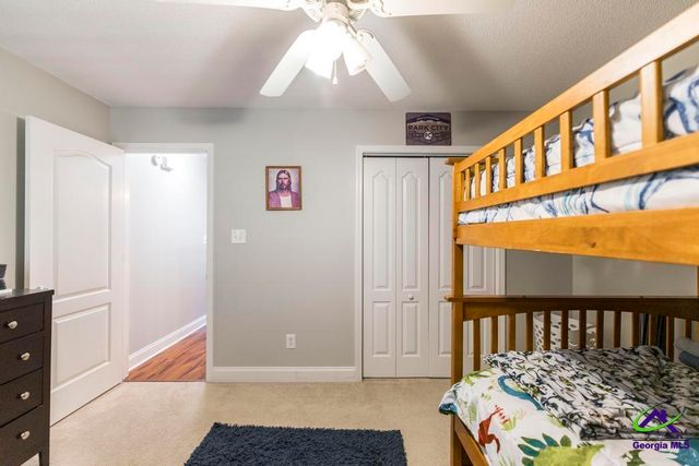 165 Crystal Ridge Cir, Byron, GA 31008