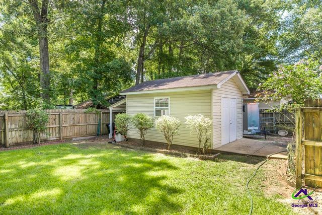 165 Crystal Ridge Cir, Byron, GA 31008