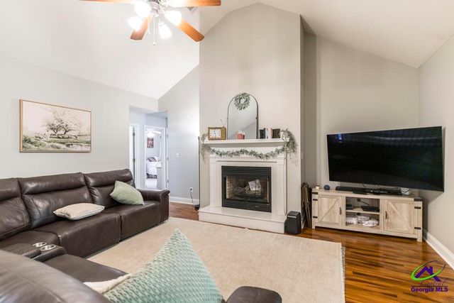 165 Crystal Ridge Cir, Byron, GA 31008