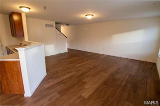 533 Summer Glen Lane, St Charles, MO 63301