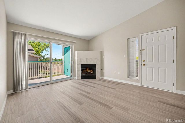 8365 Pebble Creek Way 201, Highlands Ranch, CO 80126