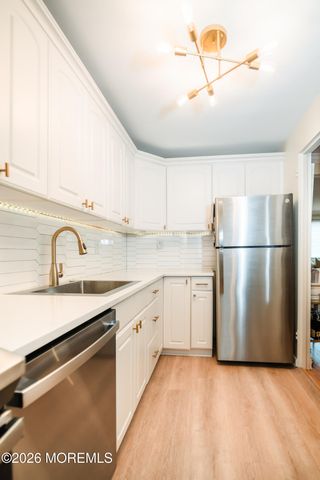 165 Manor Drive, Red Bank, NJ 07701