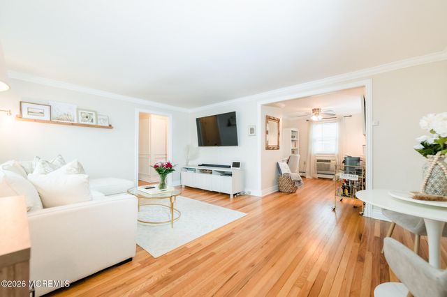 165 Manor Drive, Red Bank, NJ 07701