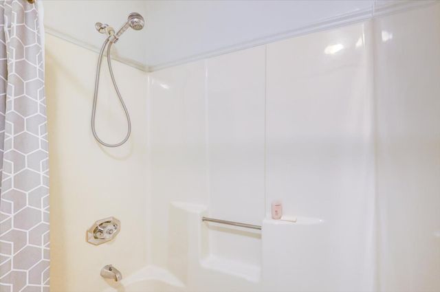 23714 Shadow Dr, Auburn, CA 95602