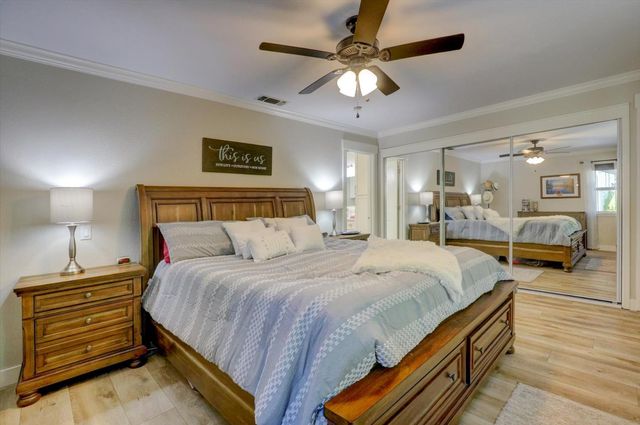 23714 Shadow Dr, Auburn, CA 95602