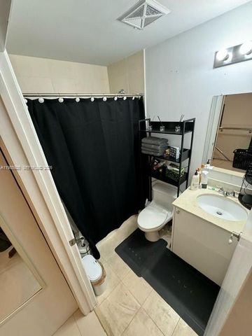 60 SW 13 ST 2007, Miami, FL 33130