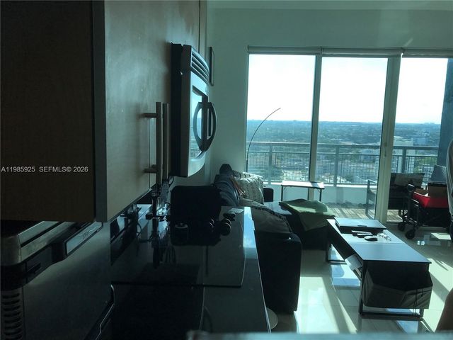 60 SW 13 ST 2007, Miami, FL 33130