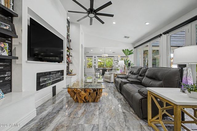 3057 S HALSTED Drive, Chandler, AZ 85286
