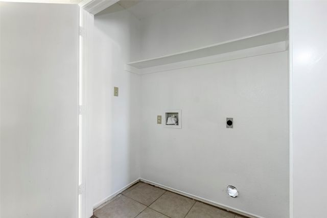 845 Applewood Drive, Cedar Hill, TX 75104