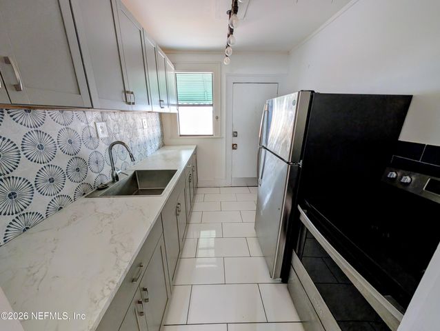 2701 MYRA Street, Jacksonville, FL 32204