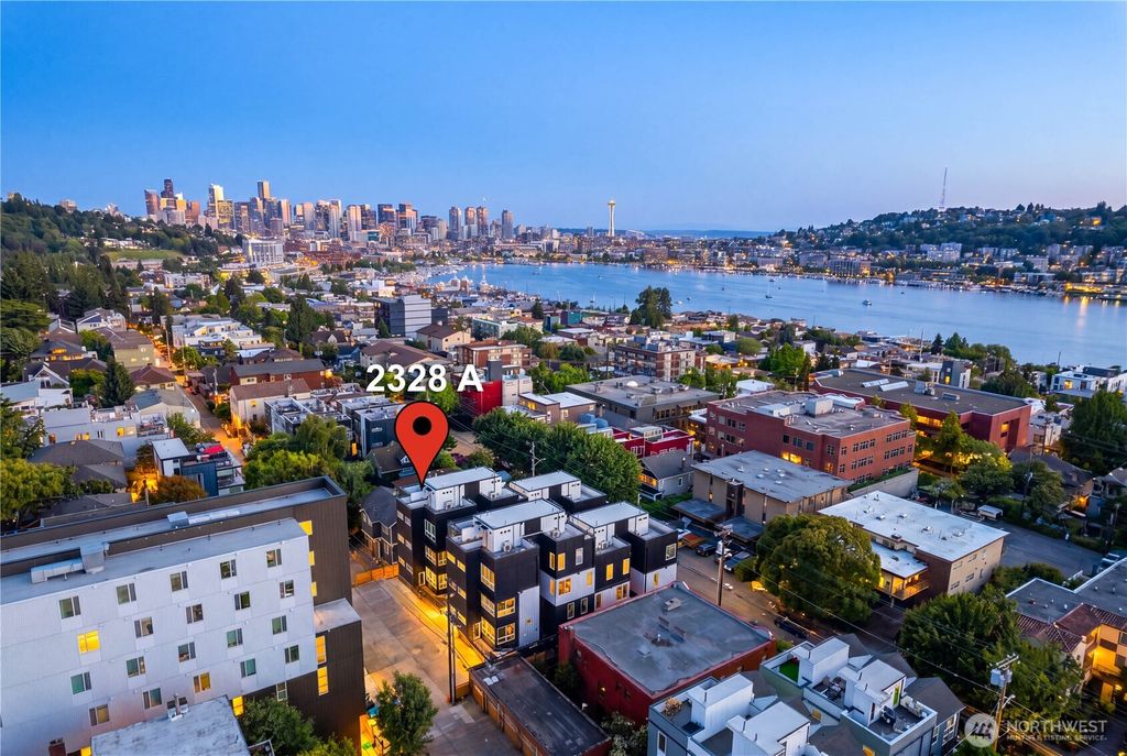 2328 A Franklin Avenue E, Seattle, WA 98102