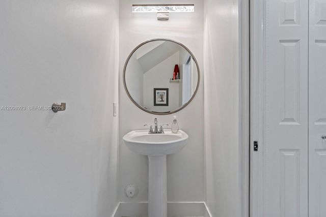 22110 SW 93rd Pl, Cutler Bay, FL 33190