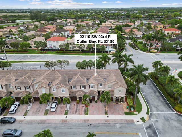 22110 SW 93rd Pl, Cutler Bay, FL 33190