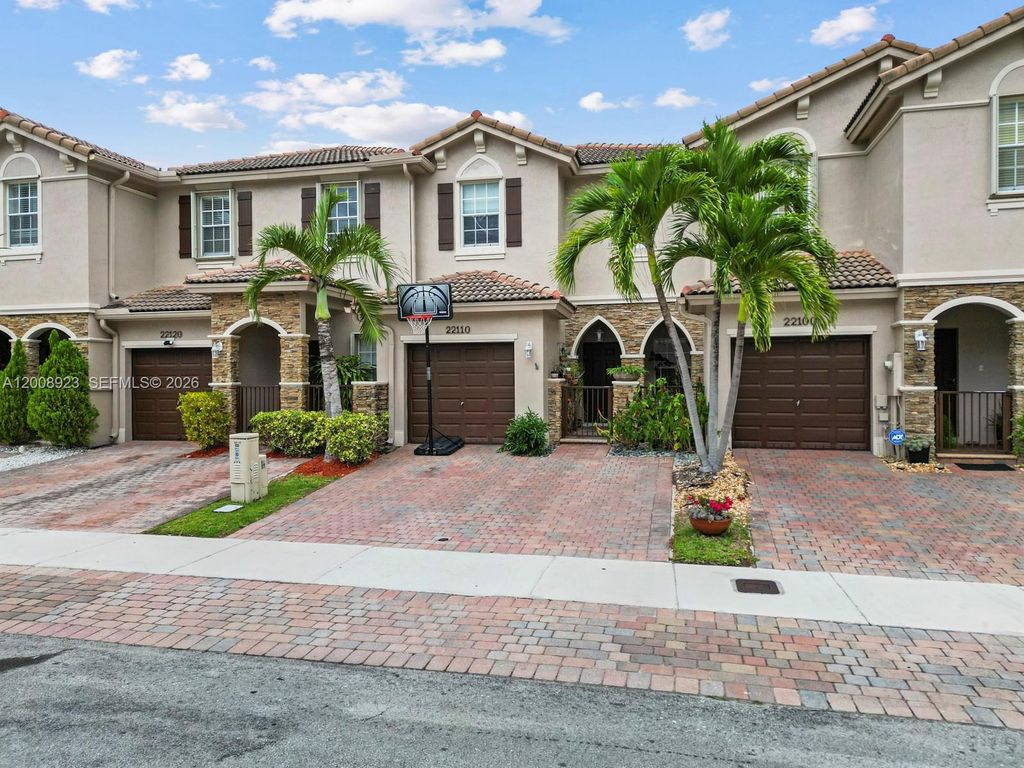 22110 SW 93rd Pl, Cutler Bay, FL 33190