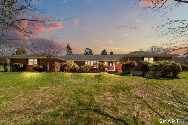 131 Sentinel Hill Road, Derby, CT 06418