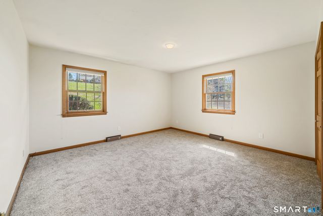 131 Sentinel Hill Road, Derby, CT 06418