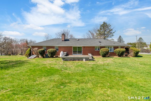 131 Sentinel Hill Road, Derby, CT 06418