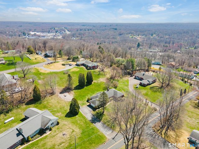 131 Sentinel Hill Road, Derby, CT 06418