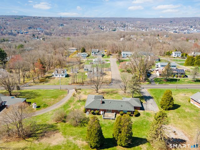 131 Sentinel Hill Road, Derby, CT 06418