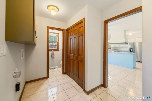 131 Sentinel Hill Road, Derby, CT 06418