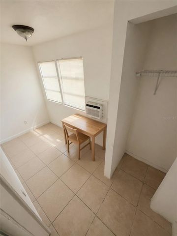 935 17TH AVENUE S, St Petersburg, FL 33705