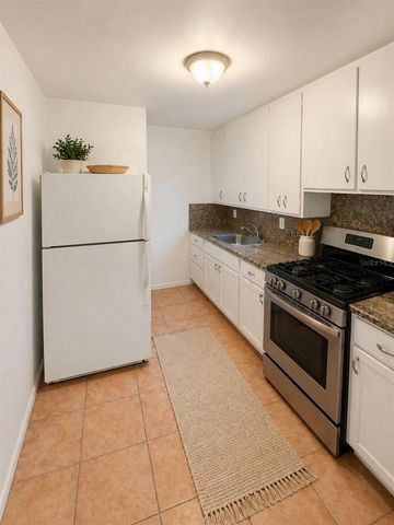 935 17TH AVENUE S, St Petersburg, FL 33705
