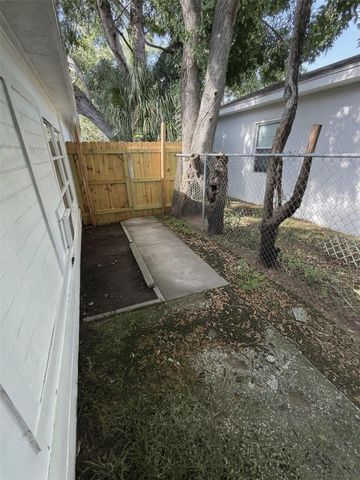 935 17TH AVENUE S, St Petersburg, FL 33705
