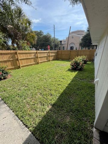 935 17TH AVENUE S, St Petersburg, FL 33705