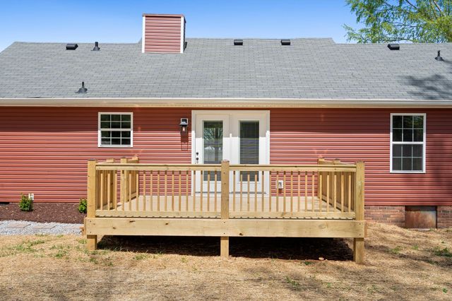 143 Kimberly St, Portland, TN 37148