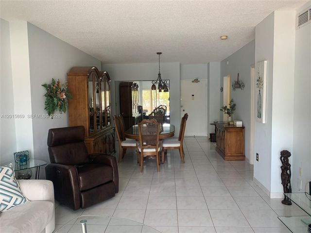 1985 S Ocean Dr MZM, Hallandale Beach, FL 33009
