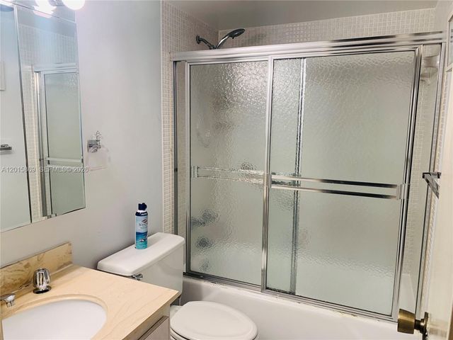 1985 S Ocean Dr MZM, Hallandale Beach, FL 33009
