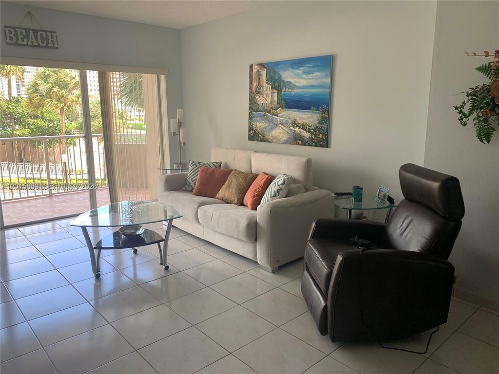 1985 S Ocean Dr MZM, Hallandale Beach, FL 33009