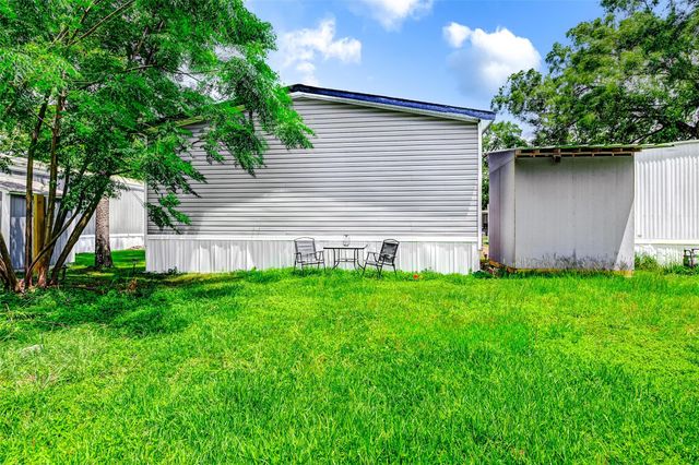 8903 C E King Parkway Trl 196, Houston, TX 77044