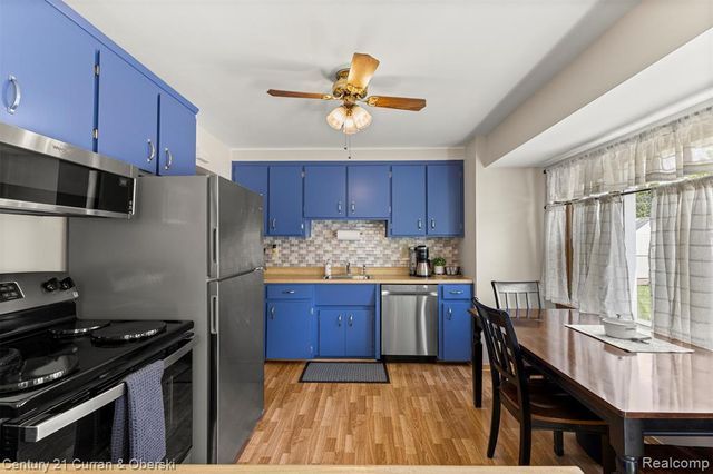 3835 Grange Road, Trenton, MI 48183