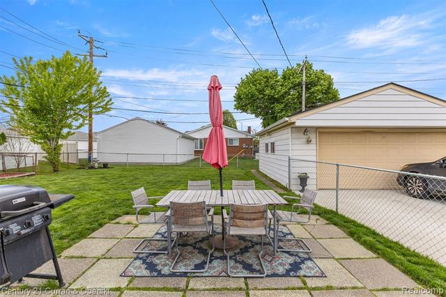 3835 Grange Road, Trenton, MI 48183